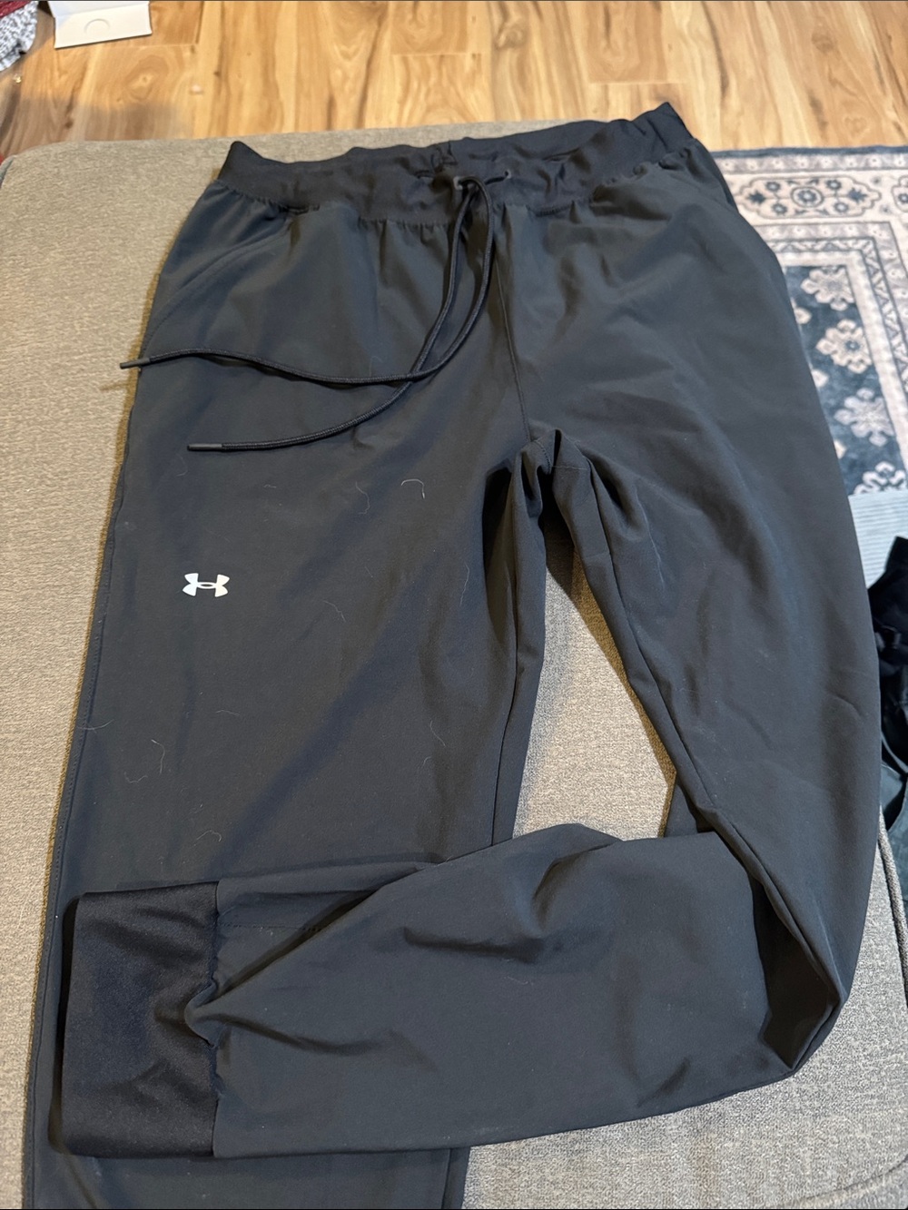 Black heat gear under Armour joggers